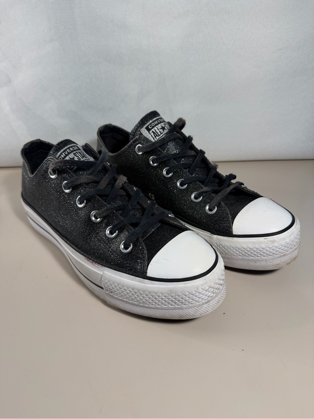 Woman’s  Converse Wmns Chuck Taylor All Star Platform Low 'Black Glitter' 8.5